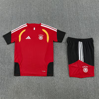 Maglia e pantaloncini da allenamento Germania 25/26