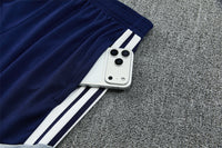 Maglia da allenamento e pantaloncini del Real Madrid 26/27