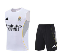 Maglia da allenamento e pantaloncini del Real Madrid 25/26