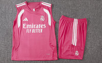 Maglia da allenamento e pantaloncini del Real Madrid 26/27