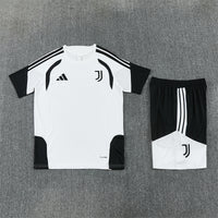 T-shirt e Pantaloncini per Bambino Juventus 26/27