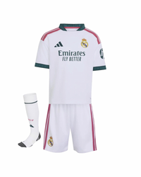 T-shirt e Pantaloncini Bambino Real Madrid Home 26/27 - Con Calzettoni