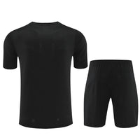 Maglia da allenamento e pantaloncini del Manchester City 25/26