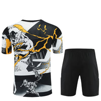Maglia e Pantaloncini pre-allenamento Real Madrid x Marvel Bambino 25/26