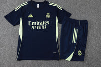 Maglia e Pantaloncini pre-allenamento Real Madrid  Bambino 25/26