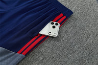 Maglia da allenamento e pantaloncini del Bayern 26/27