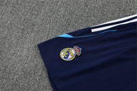Maglia da allenamento e pantaloncini del Real Madrid 25/26