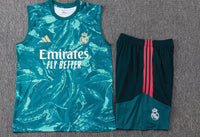 Maglia da allenamento e pantaloncini del Real Madrid 26/27