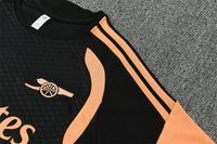 Maglia da allenamento e pantaloncini del Arsenal 26/27