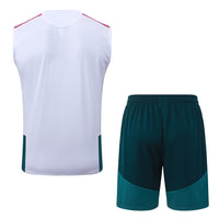 Maglia da allenamento e pantaloncini del Real Madrid 26/27
