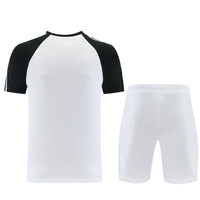 Maglia e Pantaloncini pre-allenamento Juventus 26/27