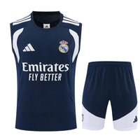 Maglia da allenamento e pantaloncini del Real Madrid 26/27