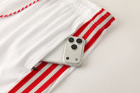 Maglia da allenamento e pantaloncini del Liverpool 26/27