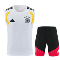 Maglia e pantaloncini da allenamento Germania 26/27