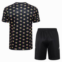 Maglia e Pantaloncini pre-allenamento Juventus 24/25