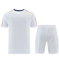 Maglia da allenamento e pantaloncini del AS Roma 26/27