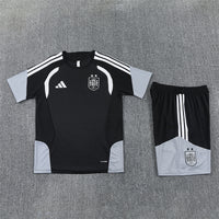 Maglia e pantaloncini da allenamento Spagna 26/27