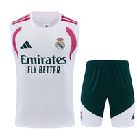 Maglia da allenamento e pantaloncini del Real Madrid 26/27