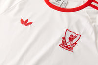 Maglia da allenamento e pantaloncini del Liverpool 26/27