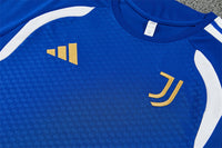 Maglia allenamento e pantaloncini Juventus 26/27
