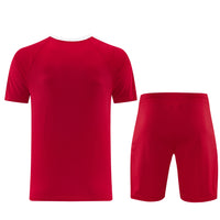 Maglia da allenamento e pantaloncini del Manchester United 26/27