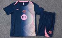 Maglia e Pantaloncini pre-allenamento FC Barcelona Bambino 25/26