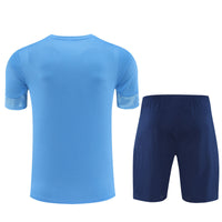 Maglia da allenamento e pantaloncini del Manchester City 25/26