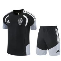 Maglia e pantaloncini da allenamento Spagna 26/27
