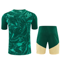 Maglia da allenamento e pantaloncini del Real Madrid 26/27