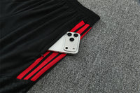Maglia da allenamento e pantaloncini del Manchester United 26/27