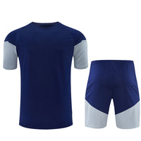 Maglia da allenamento e pantaloncini del Real Madrid 26/27