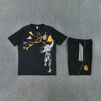 Maglia da allenamento e pantaloncini del Real Madrid X Marvel 25/26