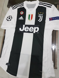 Maglia Retro Juventus Home 18/19 - Con Patch