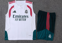 Maglia da allenamento e pantaloncini del Real Madrid 26/27