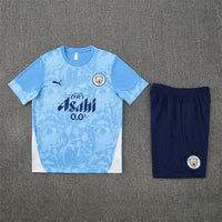Maglia da allenamento e pantaloncini del Manchester City 25/26