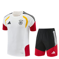 Maglia e pantaloncini da allenamento Germania 25/26