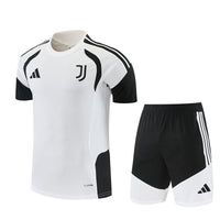 Maglia e Pantaloncini Allenamento Juventus 26/27