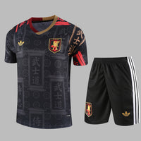 Maglia da allenamento e pantaloncini del Giappone 26/27