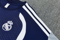 Maglia da allenamento e pantaloncini del Real Madrid 26/27