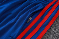 Maglia da allenamento e pantaloncini del Arsenal 25/26
