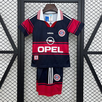 T-shirt e Pantaloncini per Bambino Bayern Monaco Retro Home 97/99