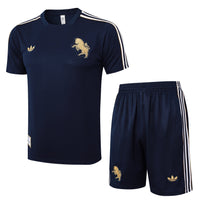 Maglia e Pantaloncini pre-allenamento Juventus 25/26