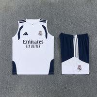 Maglia da allenamento e pantaloncini del Real Madrid 26/27