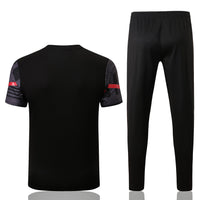 Maglia e Pantaloni Milan